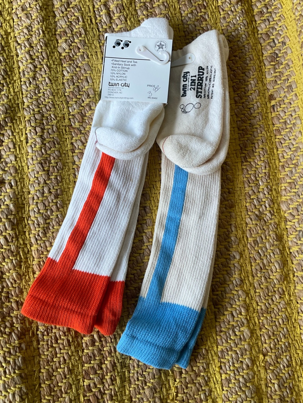2 Pairs Vintage Baseball Stirrup 2 in 1 Socks - Picture 3 of 4